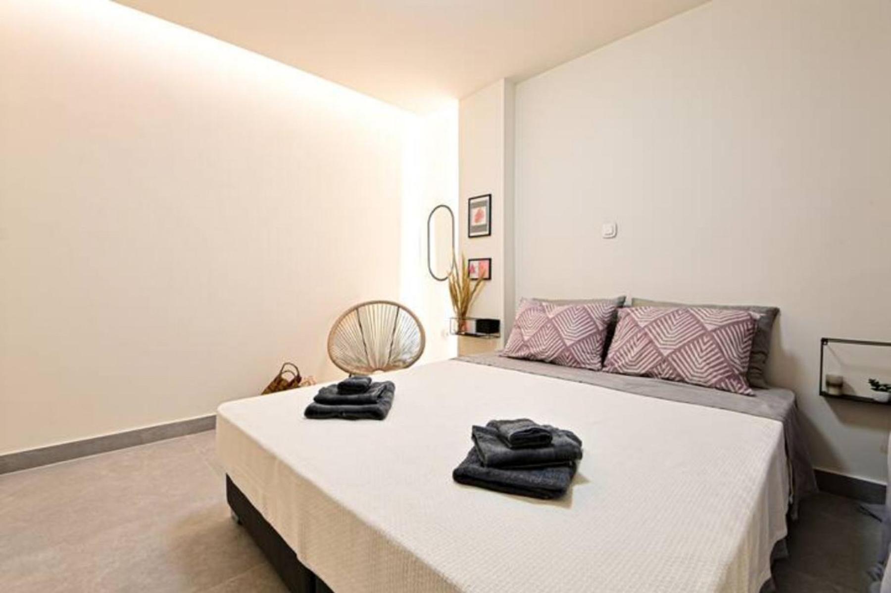 Walk To Syntagma,From A Prime-Location, Luxury Apt Atene Esterno foto